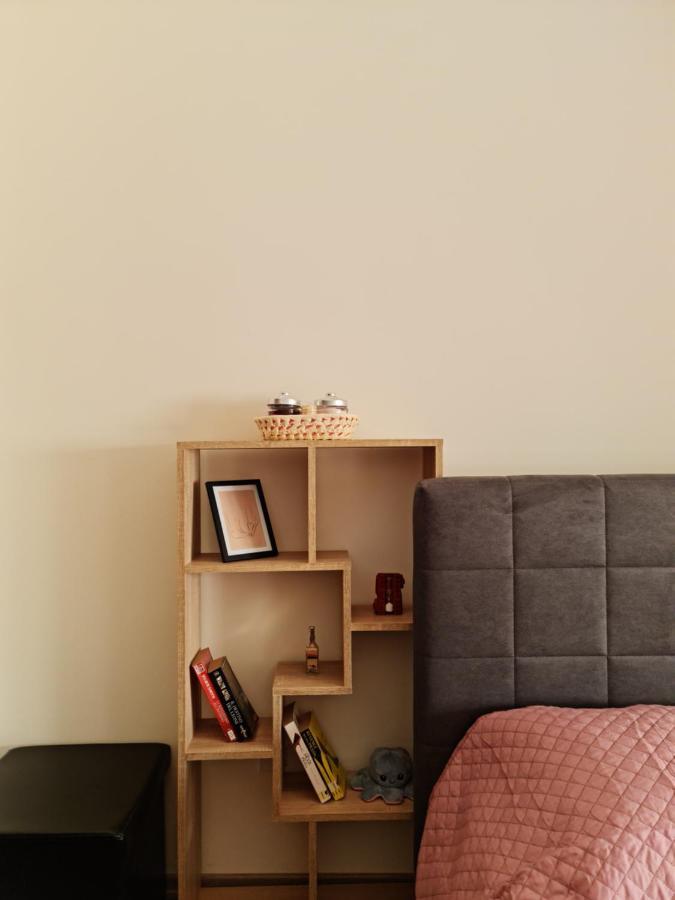 Lovely One Bedroom Studio In Тирана Екстериор снимка