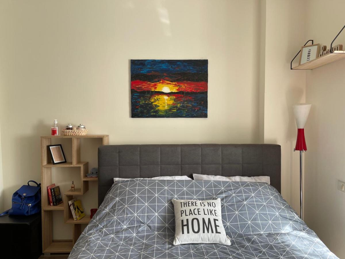 Lovely One Bedroom Studio In Тирана Екстериор снимка