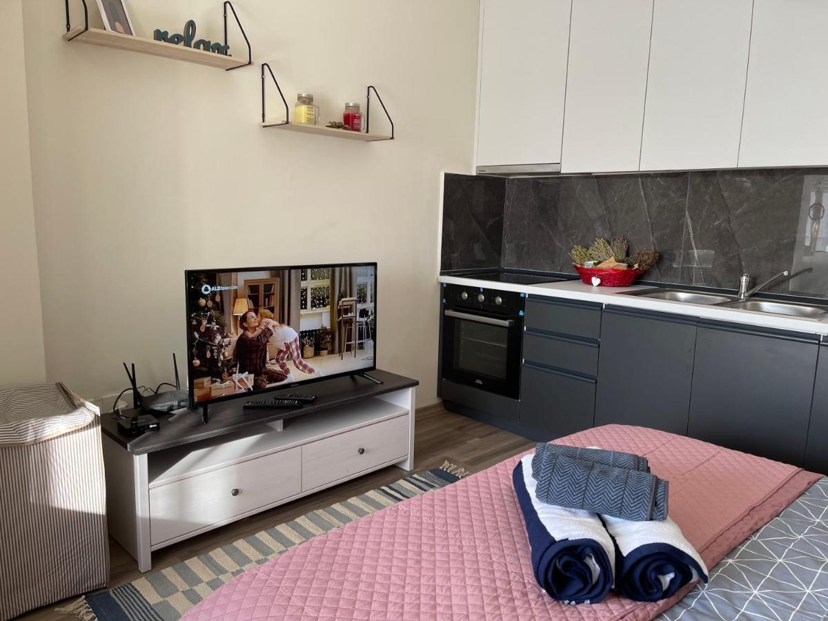 Lovely One Bedroom Studio In Тирана Екстериор снимка